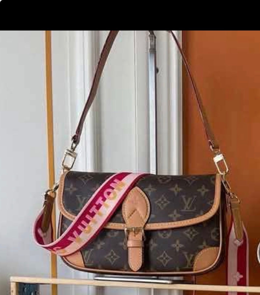 LV Purse
